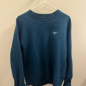 Nike Men's Blue Sweater